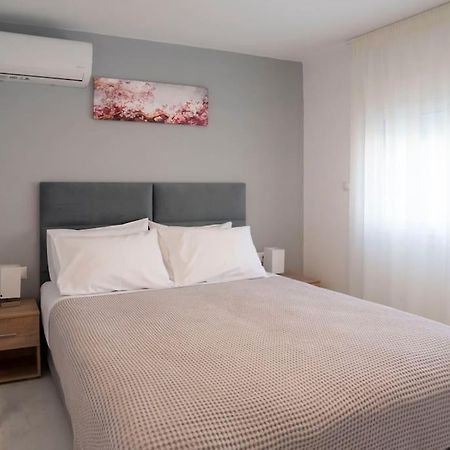 Mythos Home إرابيترا المظهر الخارجي الصورة